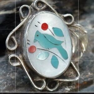 Native American Unsigned Sterling Silver Blue Bird Gem Inlay Zuni Ring